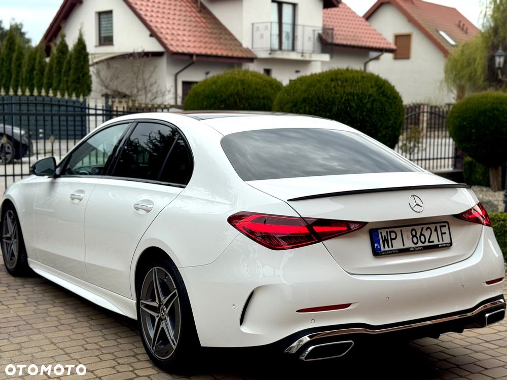 Mercedes-Benz Klasa C 180 mHEV AMG - 23