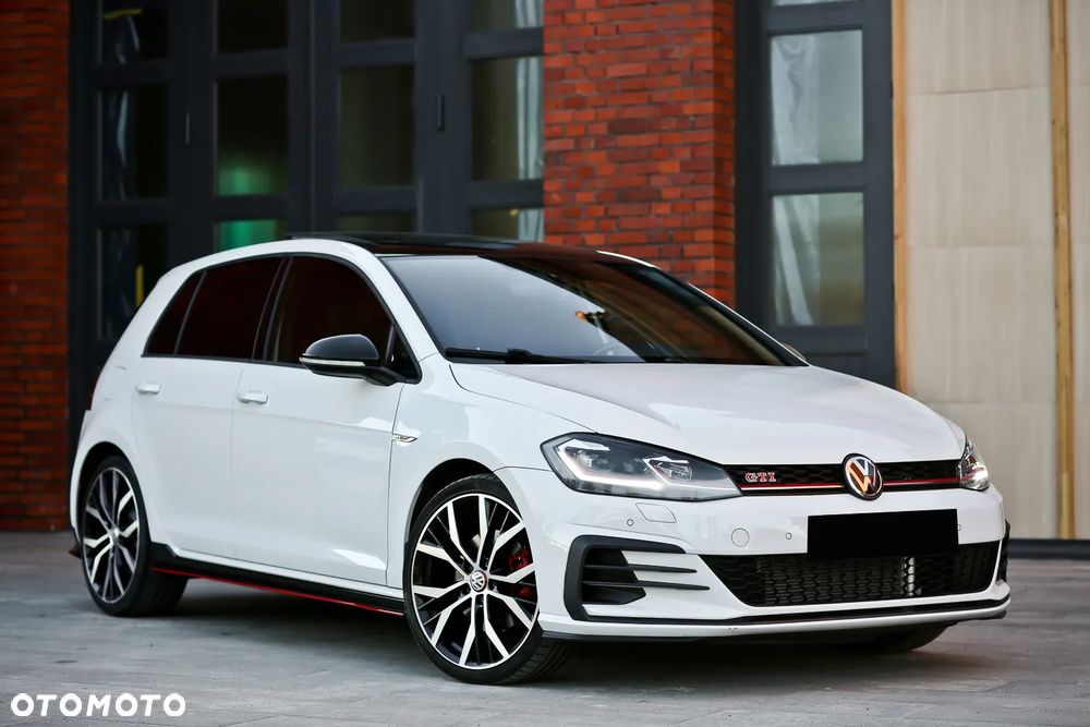 Volkswagen Golf GTI (BlueMotion Technology) DSG - 1
