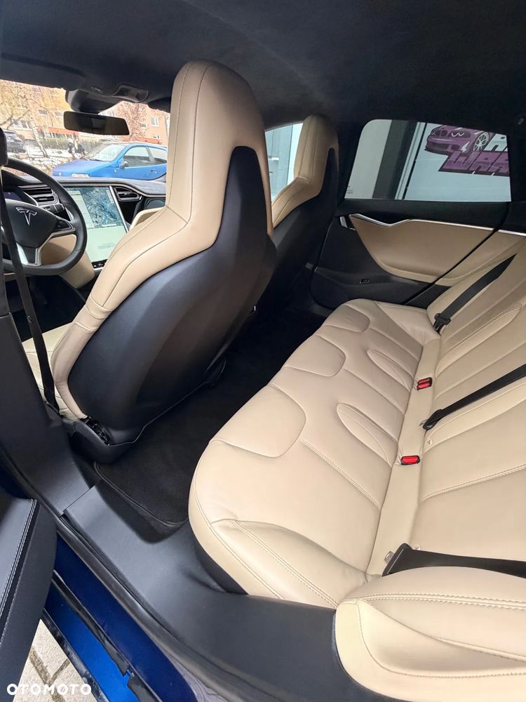 Tesla Model S ver-long-range-plus - 6