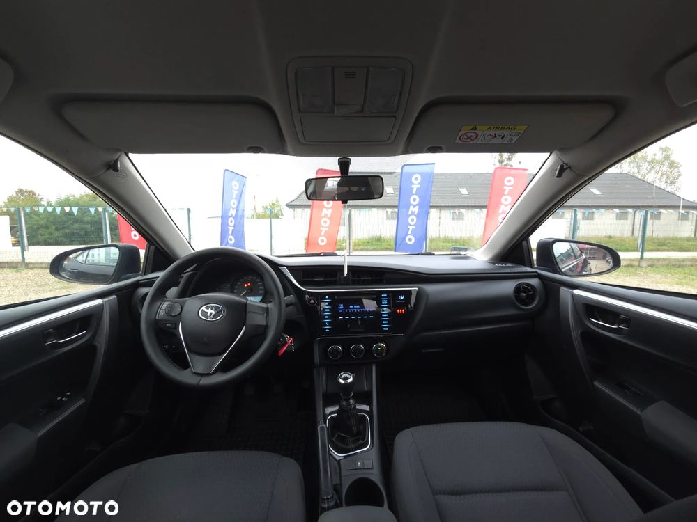 Toyota Corolla 1.6 Active EU6 - 30