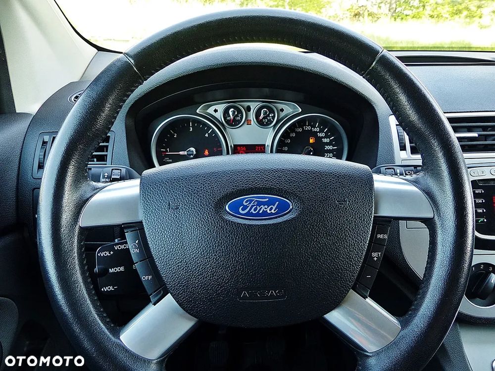 Ford Kuga 2.0 TDCi 4x4 Trend - 29