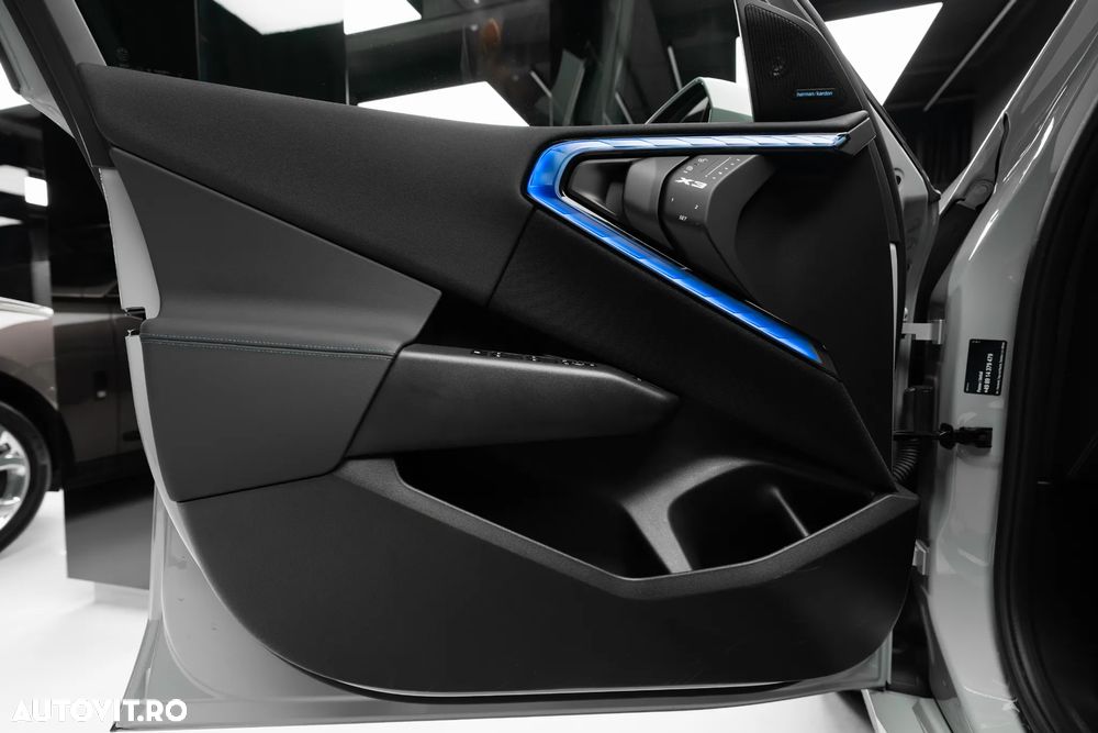 BMW X3 20 xDrive - 11