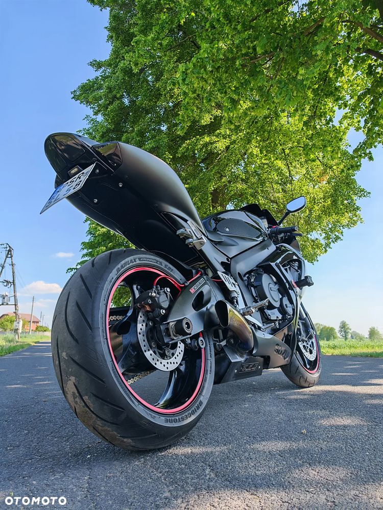 Suzuki GSX-R - 4