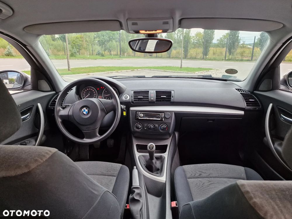 BMW Seria 1 116i - 5