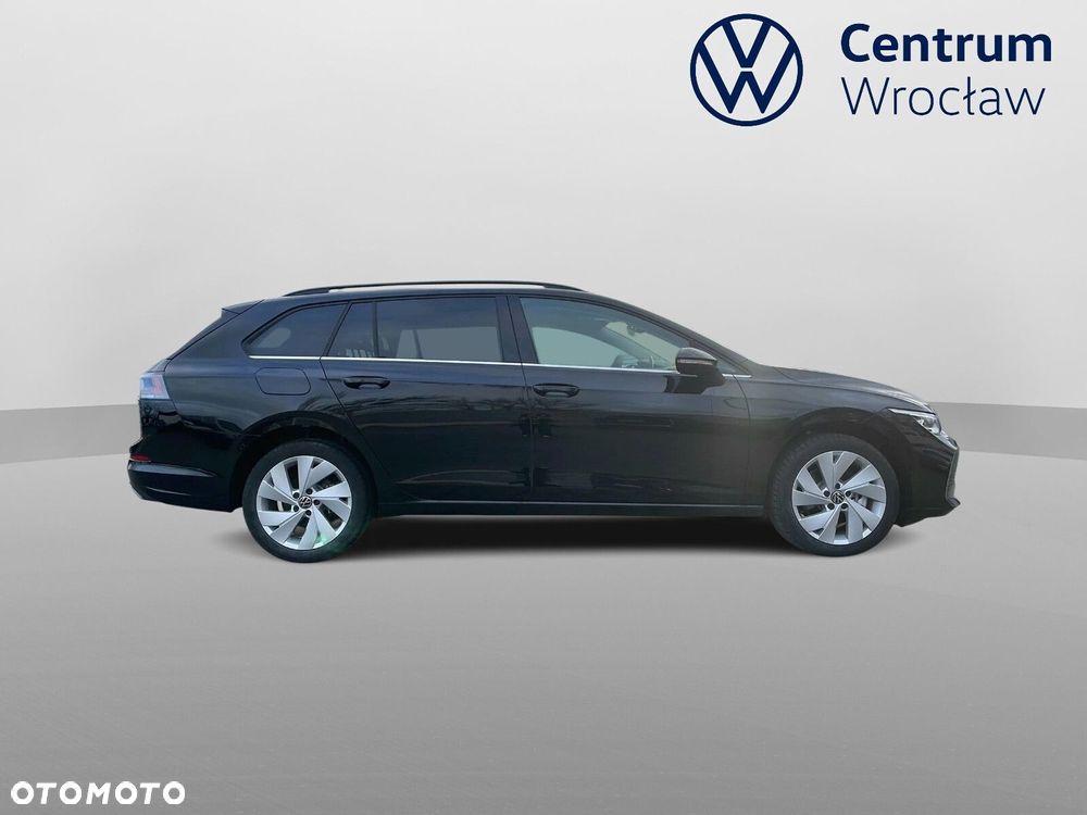 Volkswagen Golf Variant - 11