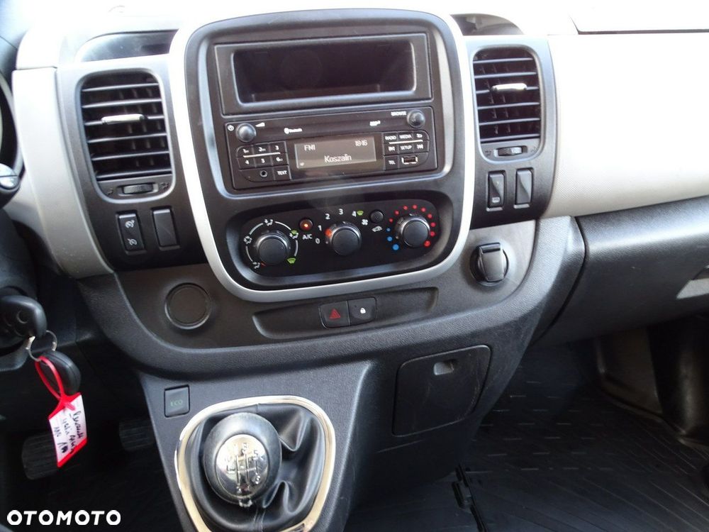 Renault Trafic - 11