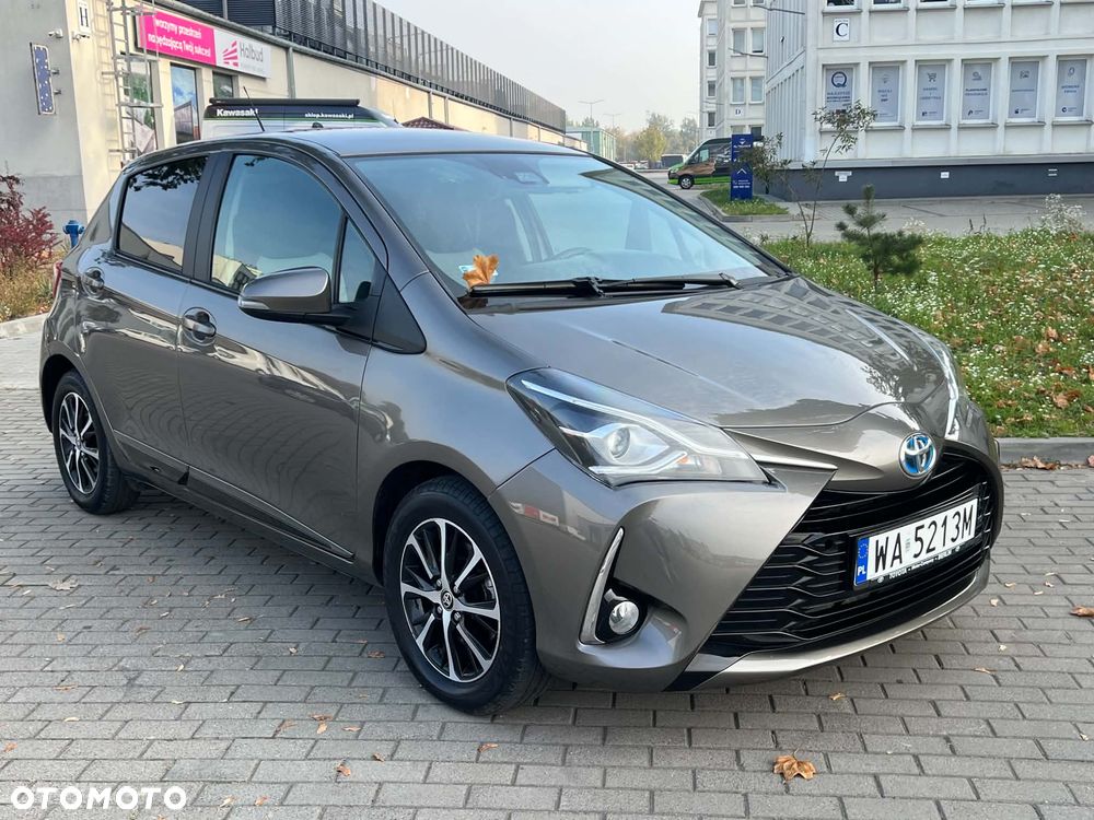 Toyota Yaris Hybrid 1.5 Selection Elegant - 3