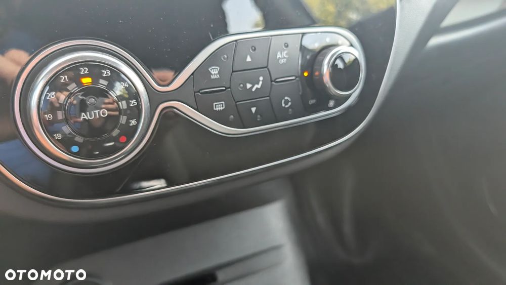 Renault Captur (ENERGY) TCe 90 INTENS - 17
