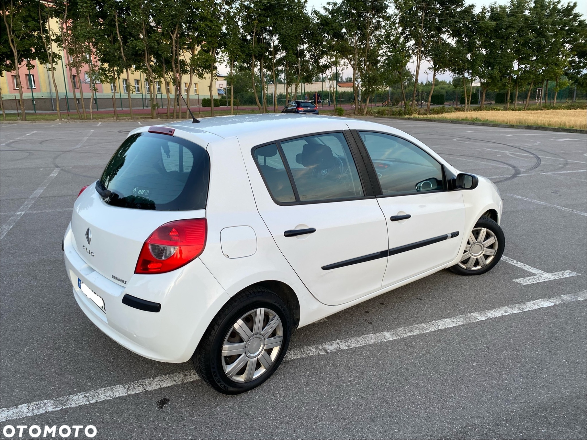 Renault Clio - 7