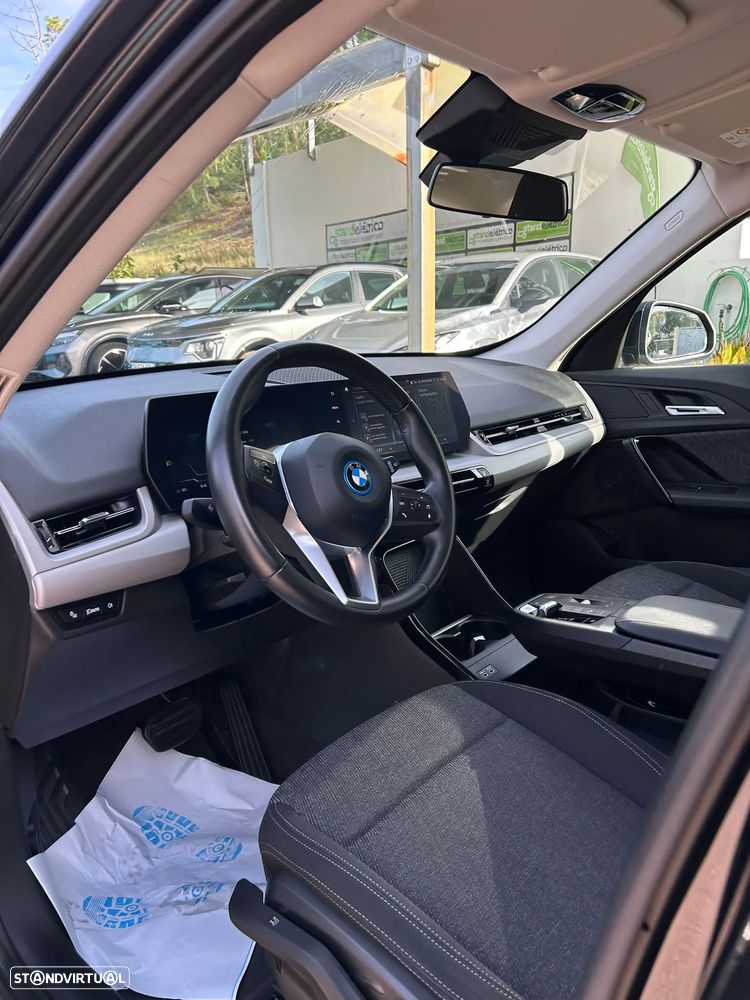 BMW iX1 xDrive30 - 17