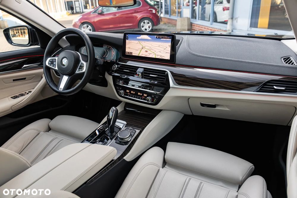 BMW Seria 5 518d mHEV Luxury Line - 21