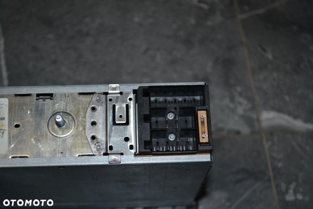 VW RADIO FABRYCZNE ALFA +KOD - 3