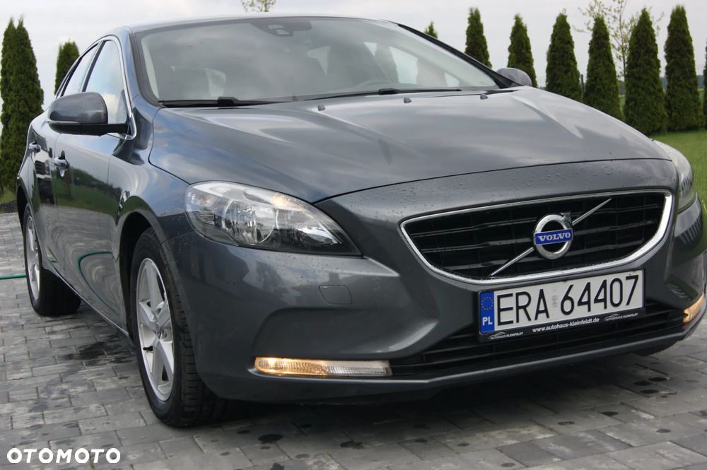 Volvo V40 D3 Momentum - 10