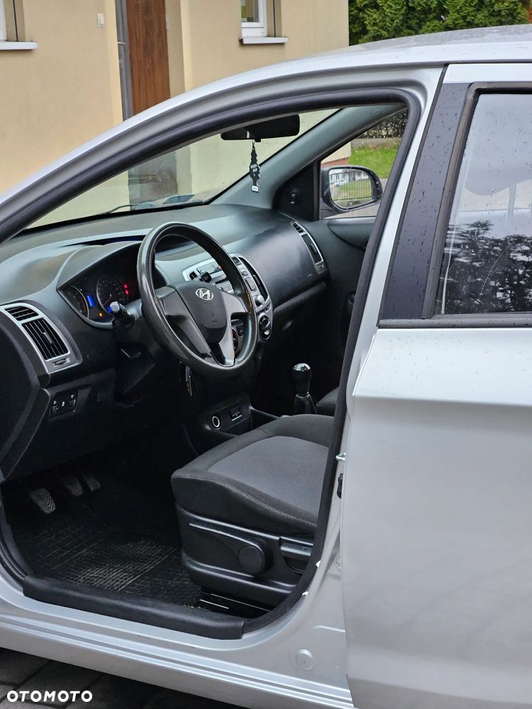 Hyundai i20 1.25 Comfort - 9