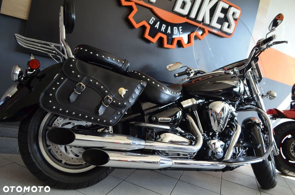 Yamaha Road Star - 16