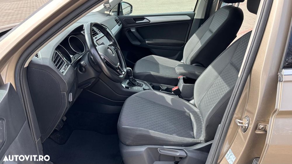 Volkswagen Tiguan 2.0 TDI DPF DSG 4Mot Comfortline - 8