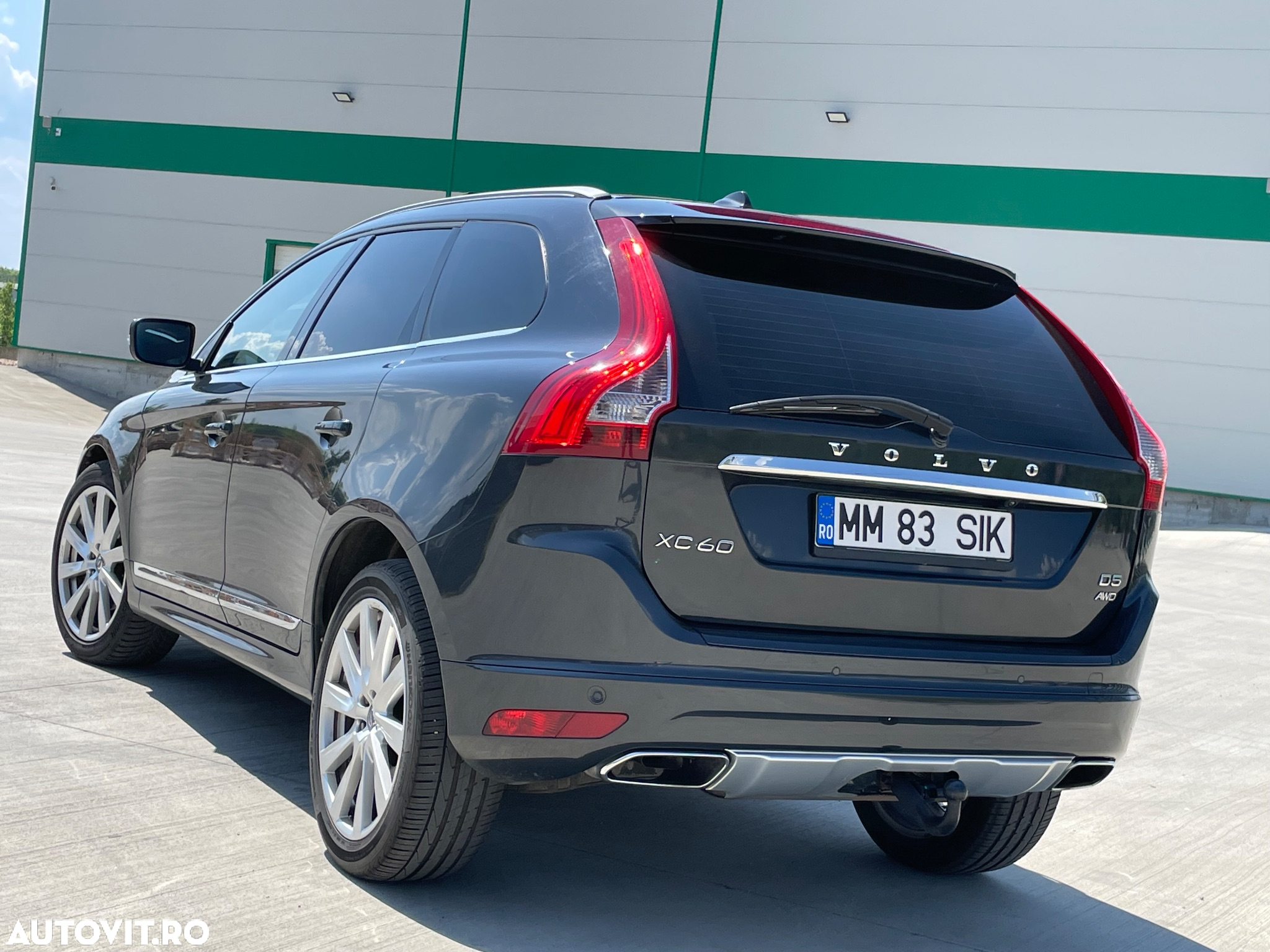 Volvo XC 60 D5 AWD Geartronic Summum - 5