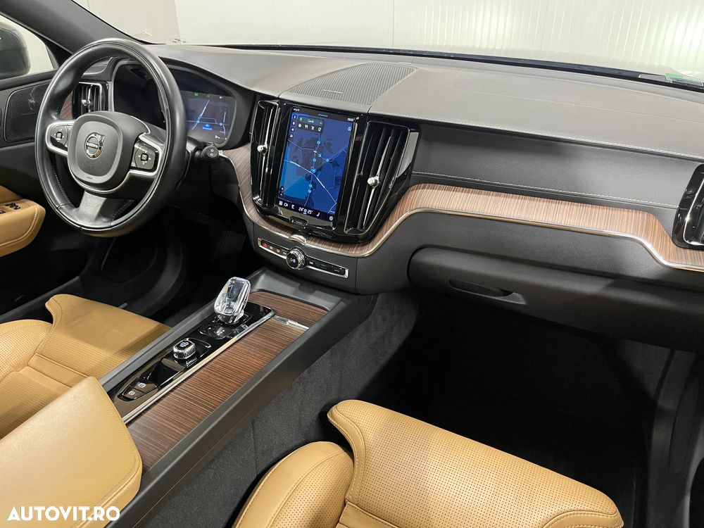 Volvo XC 60 B5 MHEV AT8 AWD Inscription - 9