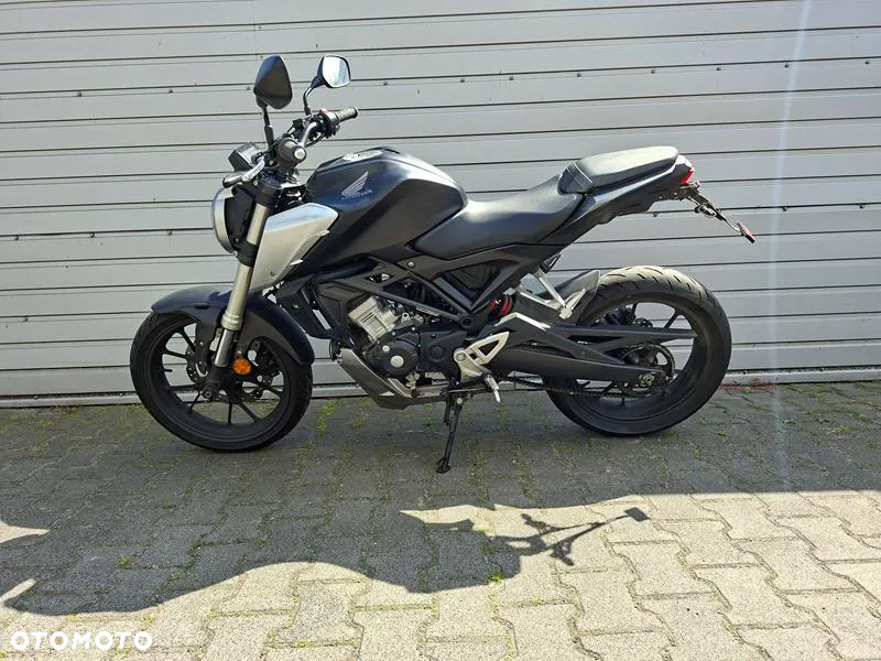 Honda CB - 2