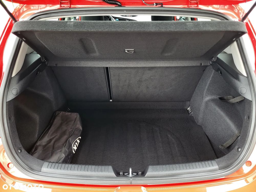 Kia Ceed 1.4 L Business Line - 36
