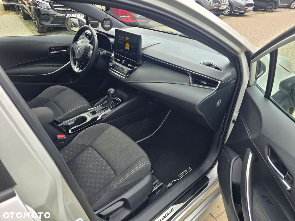 Toyota Corolla - 11