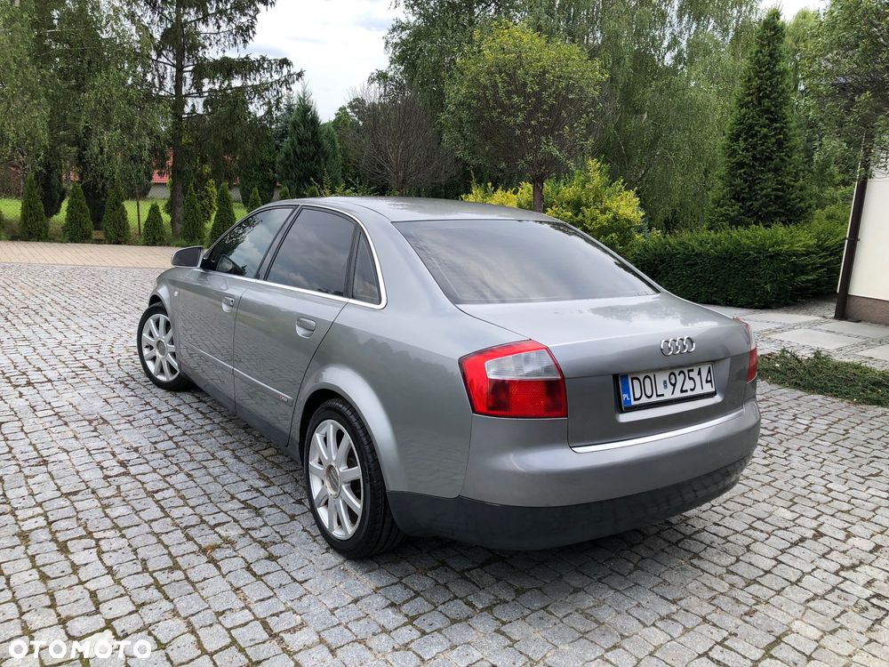 Audi A4 Avant - 3