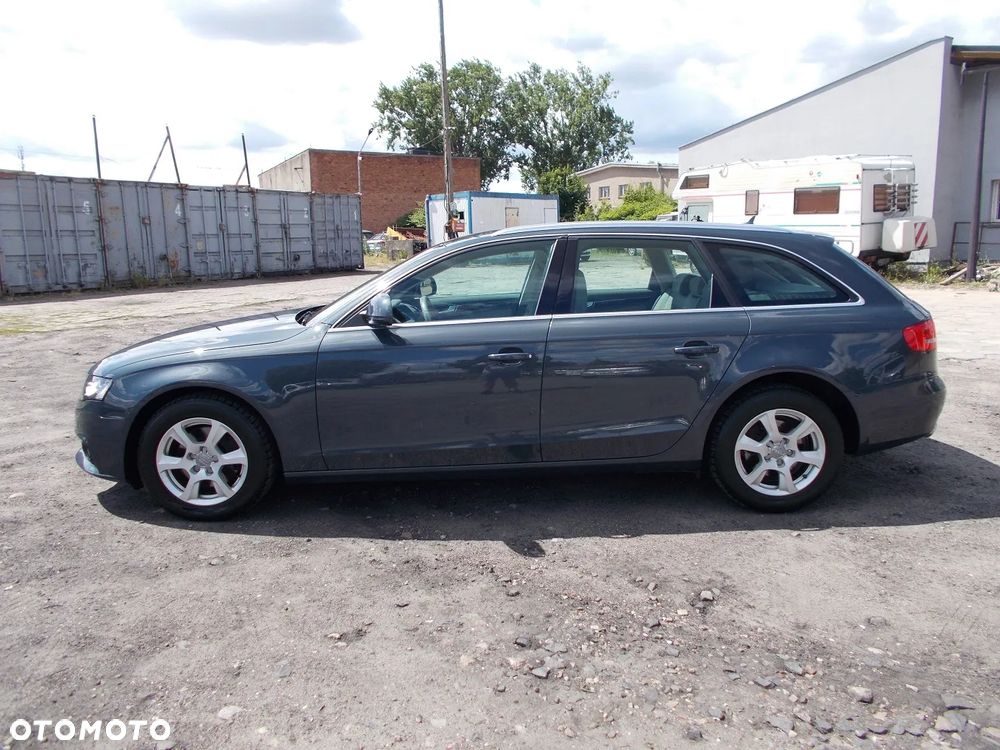 Audi A4 Avant 2.0 TDI Multitronic - 6
