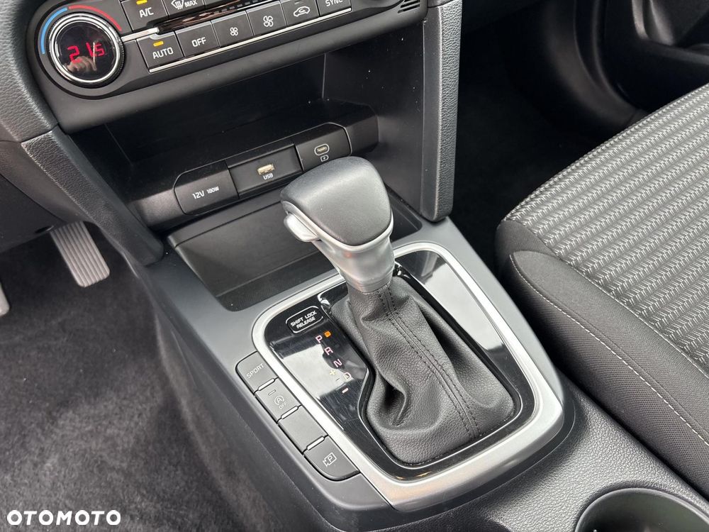 Kia Ceed 1.5 T-GDI M DCT - 15