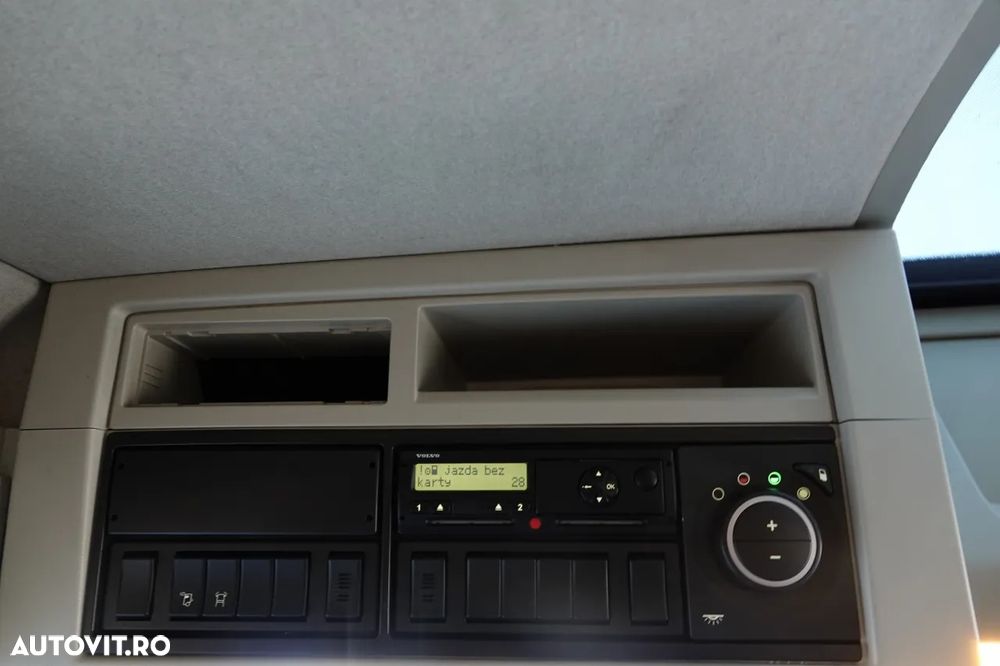 Volvo FH 500 / CABINĂ JOSĂ / I-SHIFT / ANVELOPE 100% / - 28
