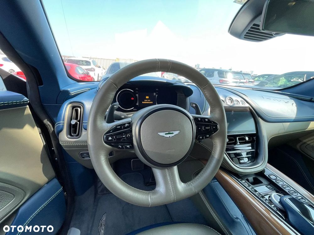 Aston Martin DBX Standard - 20