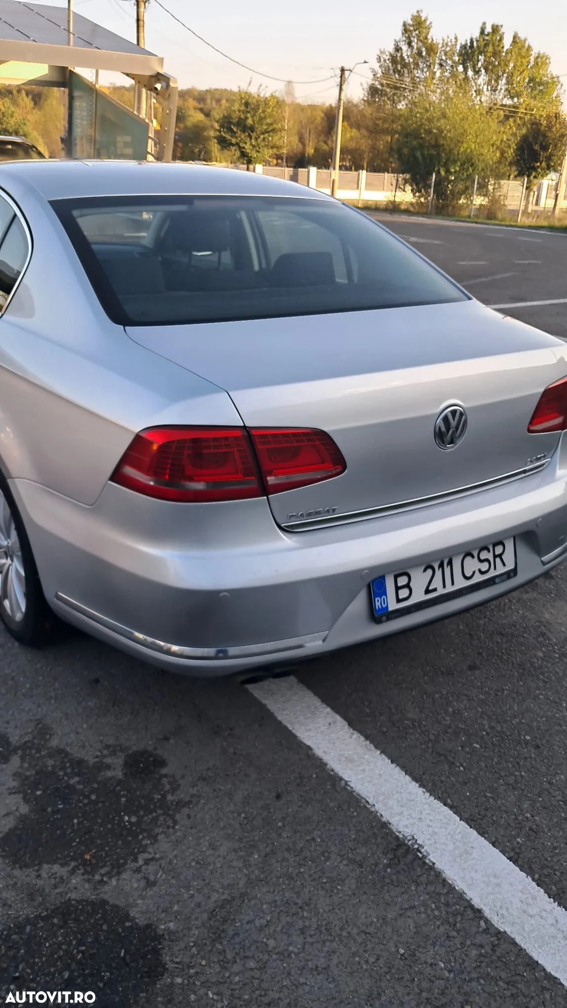Volkswagen Passat 2.0 TDI BlueMotion Tehnology DSG Comfortline - 5
