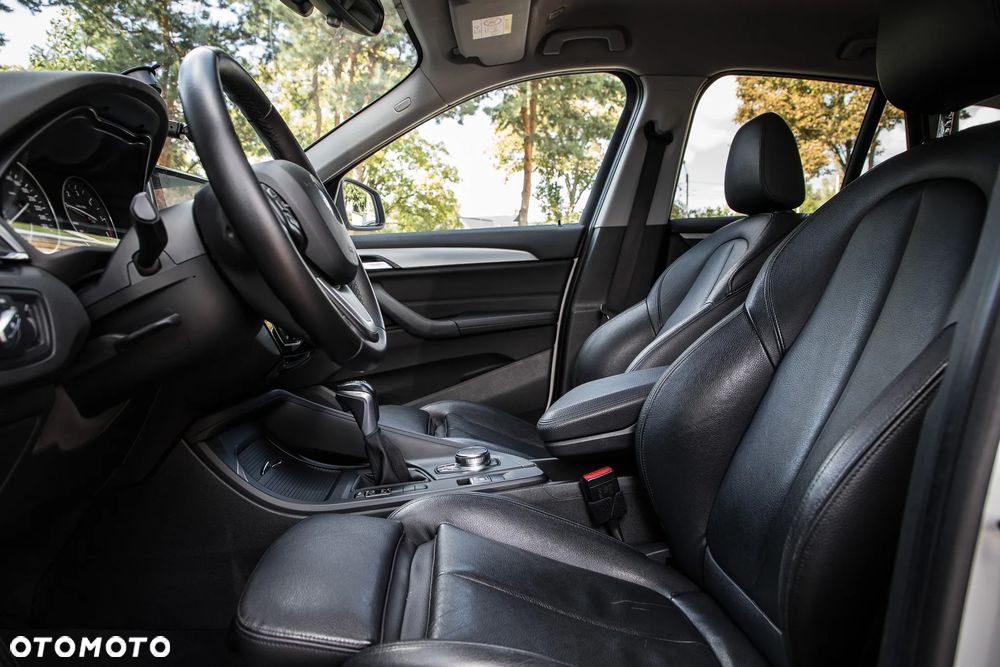 BMW X1 sDrive18d - 14