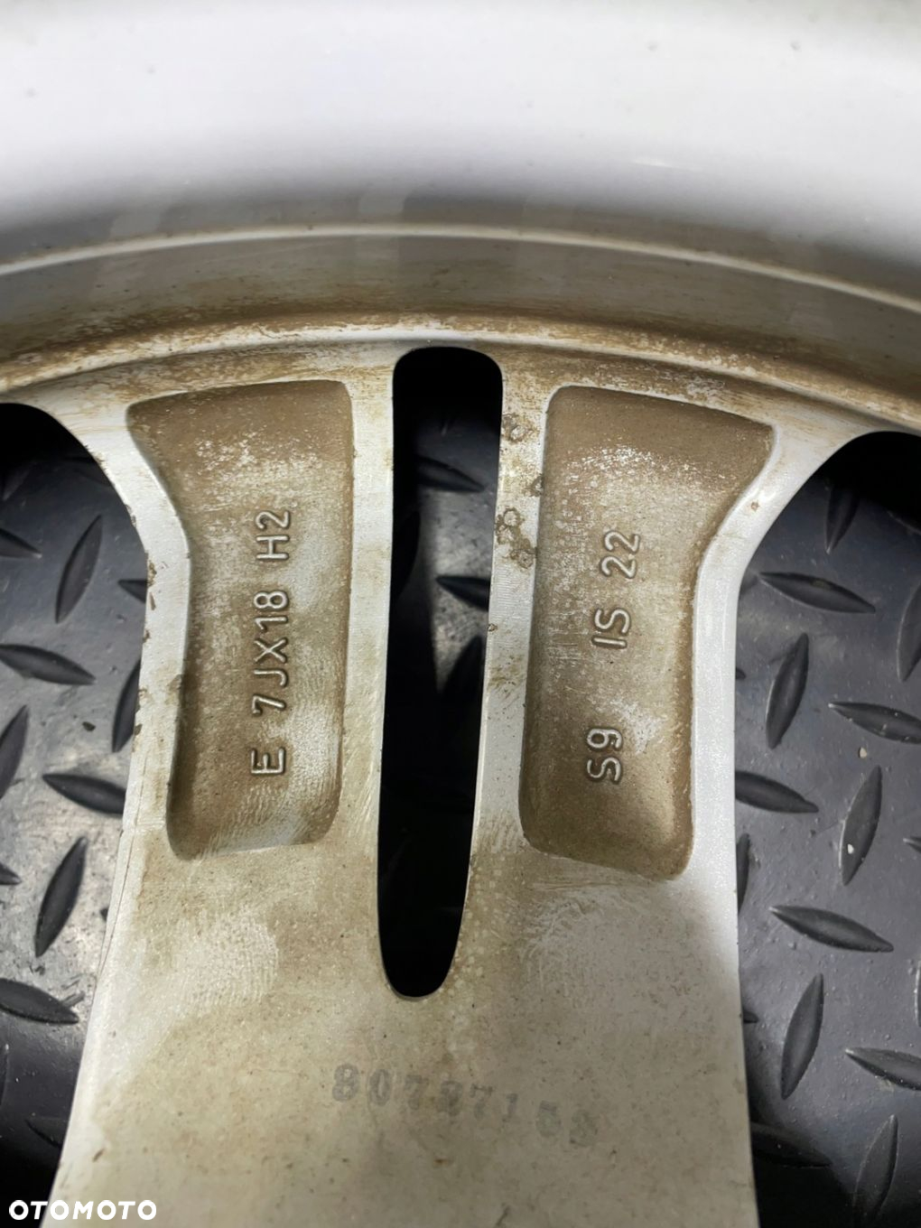 KOŁA FELGI BMW G01 G02 Z OPONAMI 688 6876918 MICHELIN PRIMACY R18 5X112 - 7