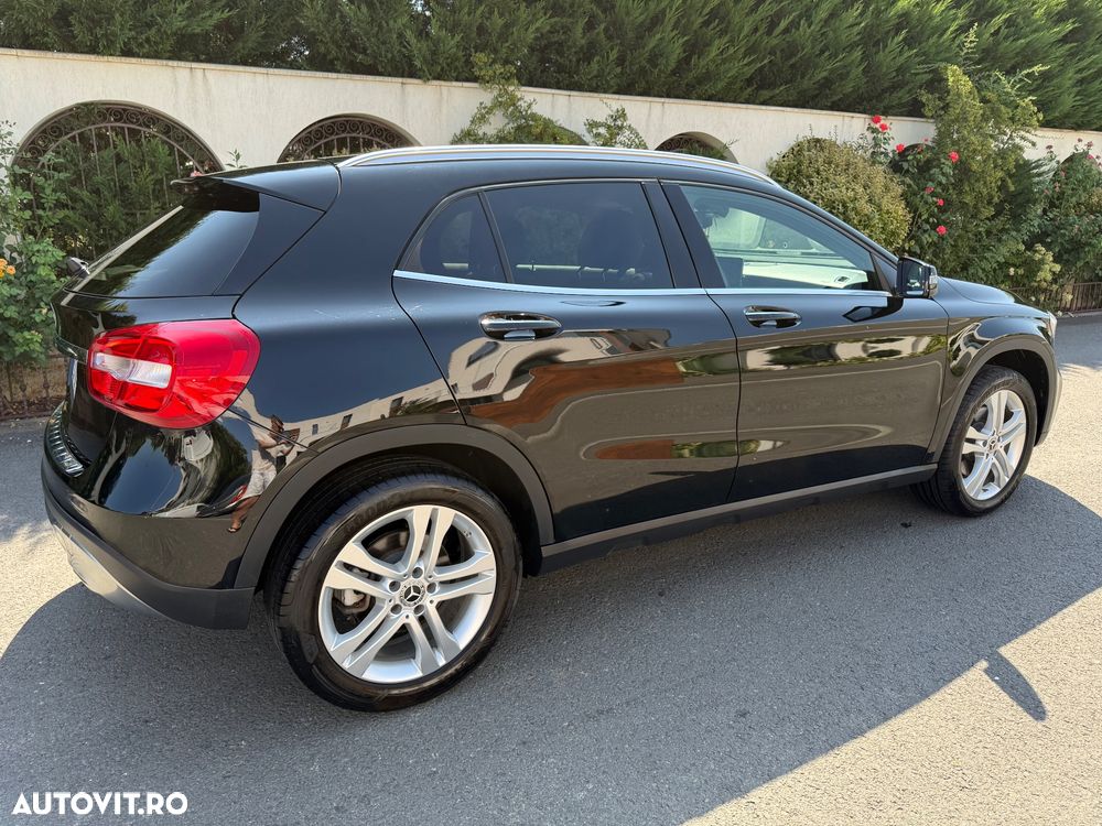 Mercedes-Benz GLA 250 7G-DCT - 13