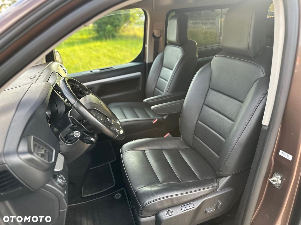 Peugeot Traveller L2 2.0 EAT8 Business VIP - 9
