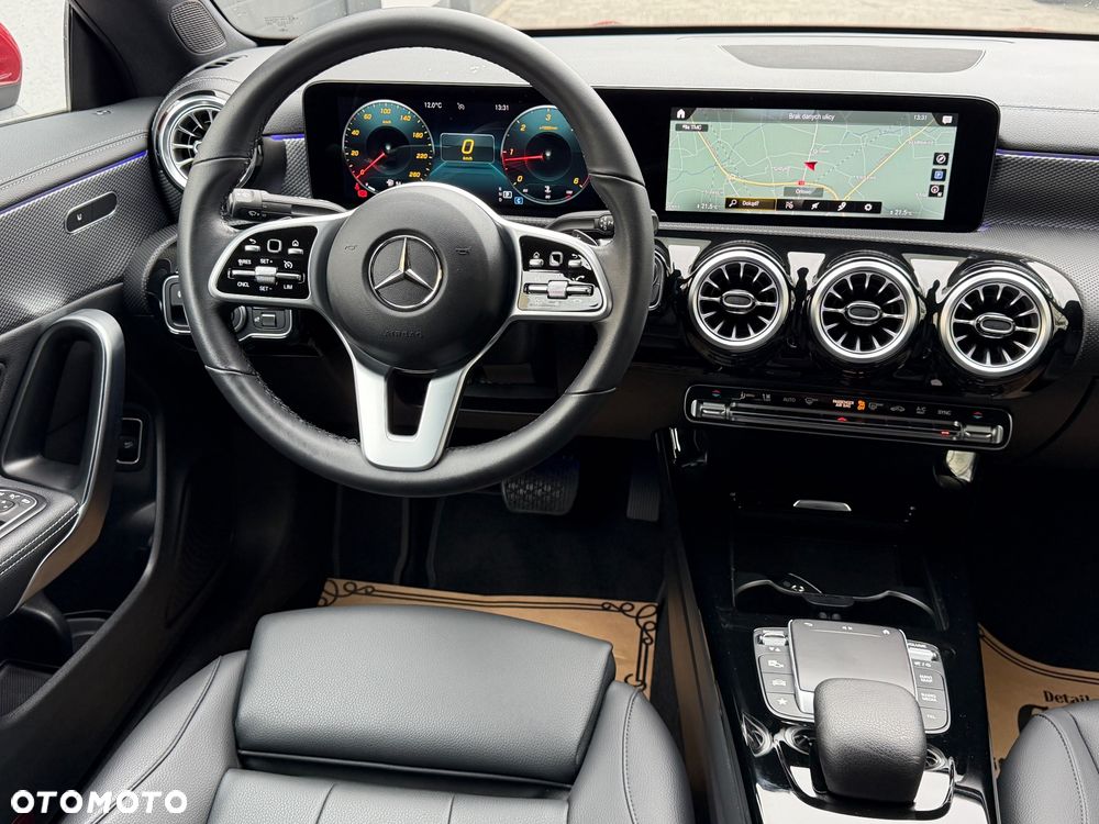 Mercedes-Benz CLA 200 d Progressive 8G-DCT - 10