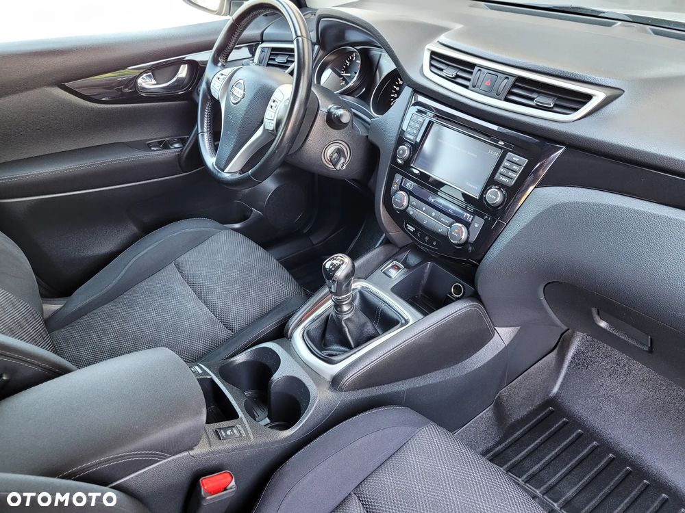 Nissan Qashqai 1.2 DIG-T Acenta EU6 - 19