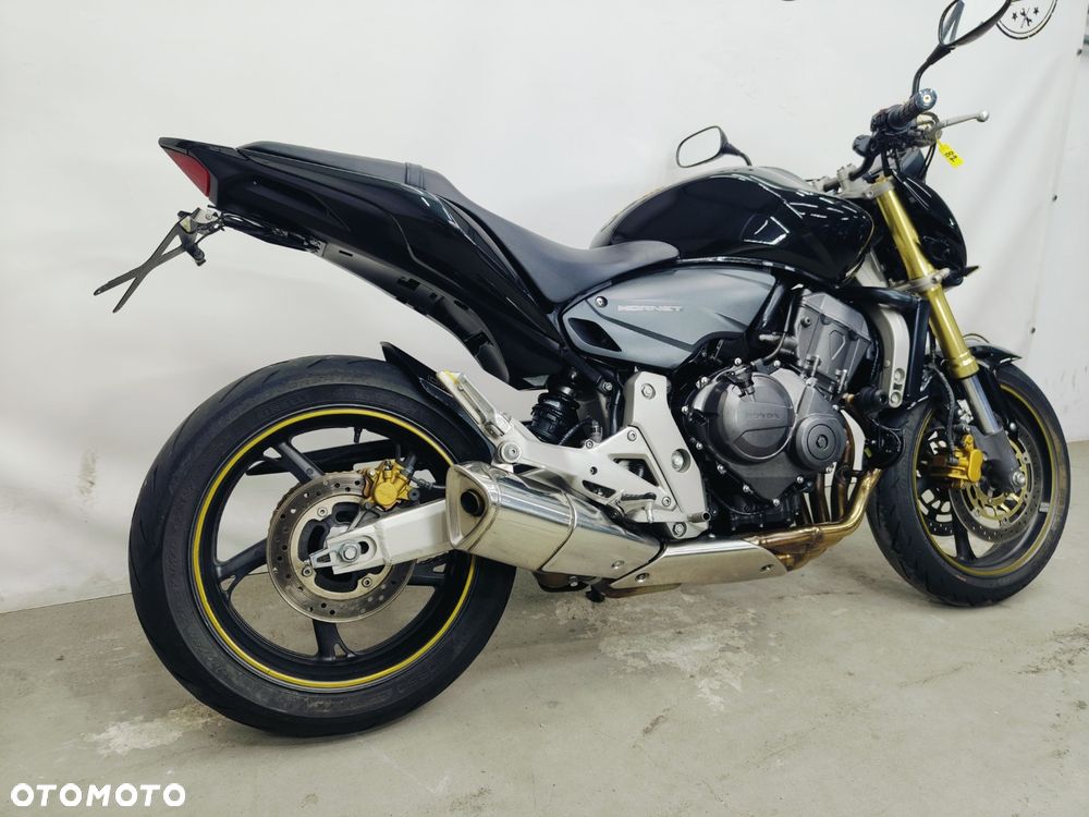 Honda Hornet - 10