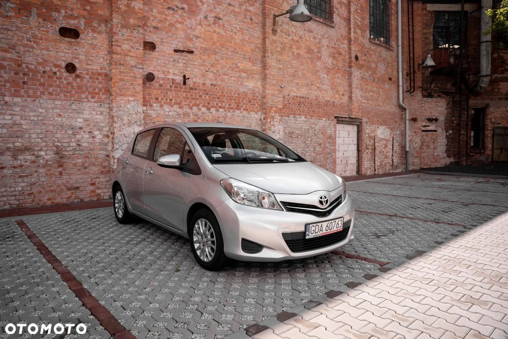 Toyota Yaris 1.0 Terra EU5 - 9