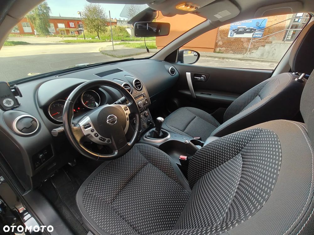 Nissan Qashqai - 16