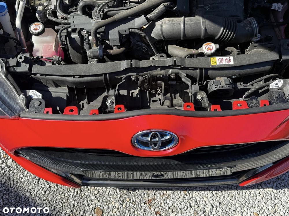 Toyota Yaris Hybrid 1.5 Premiere Edition - 6