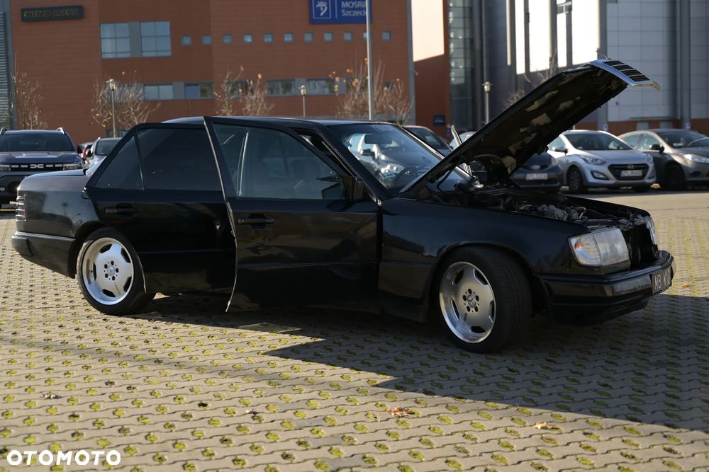 Mercedes-Benz W124 (1984-1993) - 16