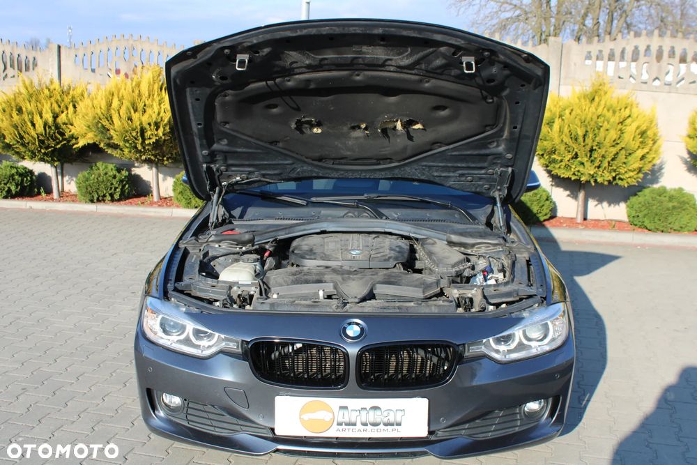 BMW Seria 3 320d DPF Edition Fleet Sport - 36