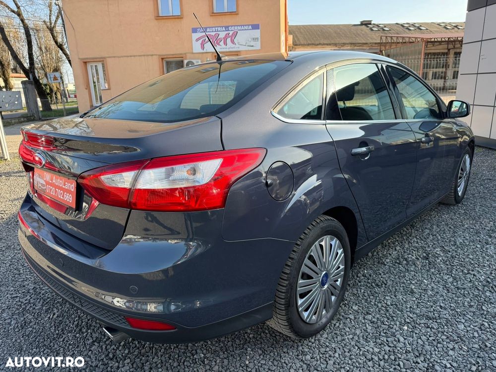 Ford Focus 1.6 EcoBoost Start-Stopp-System Titanium - 4