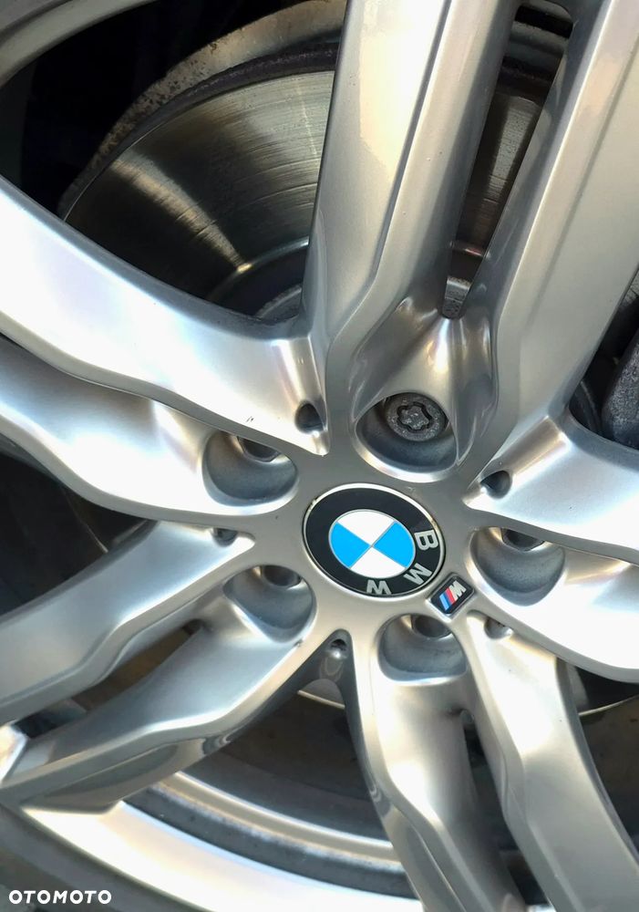 BMW X1 - 13