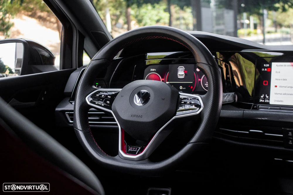 VW Golf 2.0 TSI OPF DSG GTI - 34