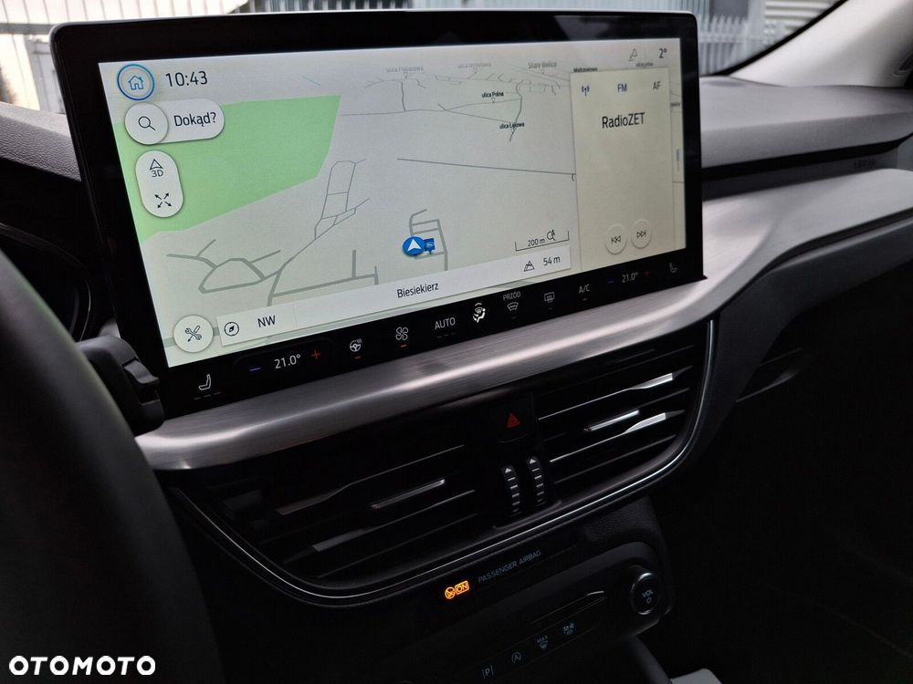 Ford Focus 1.0 EcoBoost Titanium X - 22