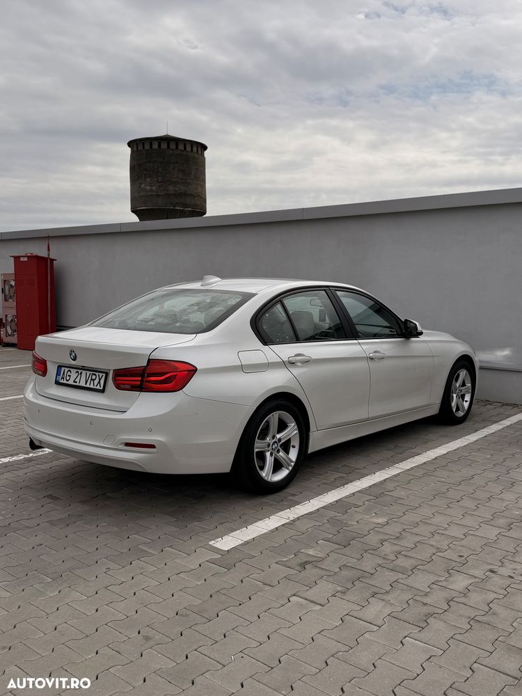 BMW Seria 3 320i Aut. Sport Line - 5
