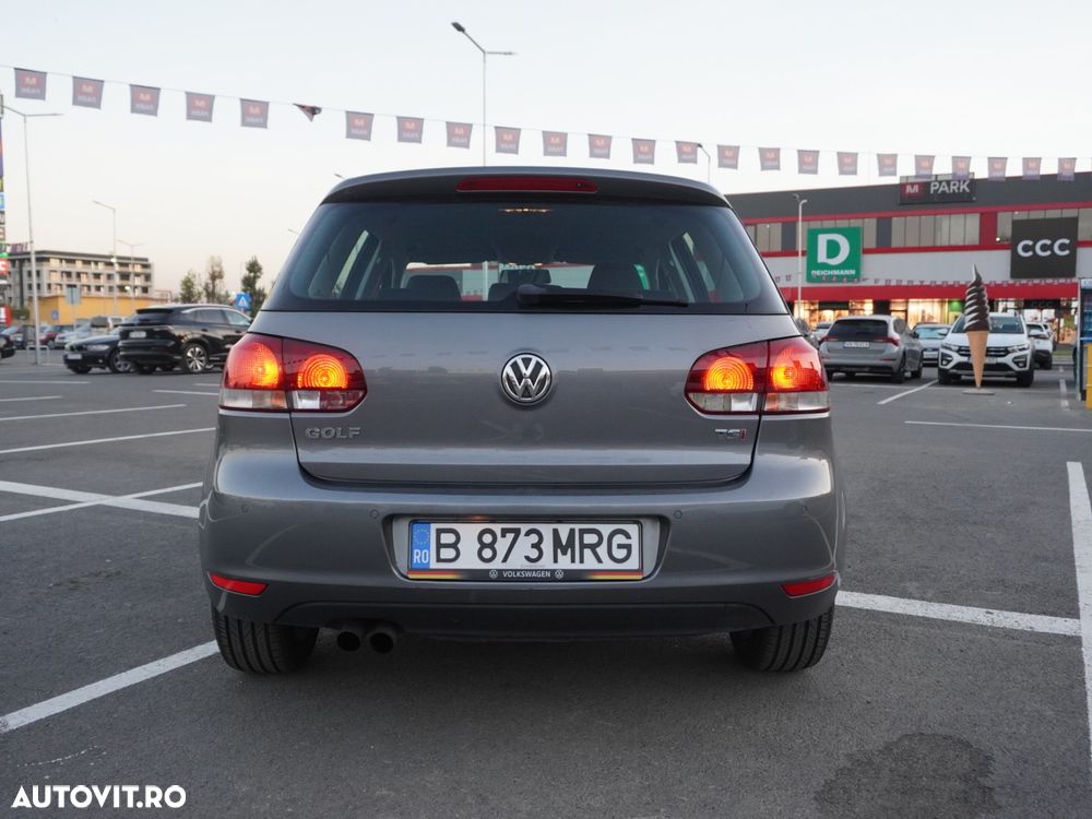 Volkswagen Golf - 4