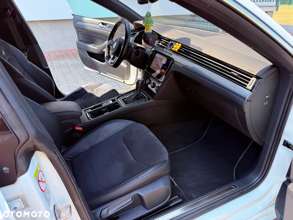Volkswagen Arteon 2.0 TDI SCR R-Line DSG - 23